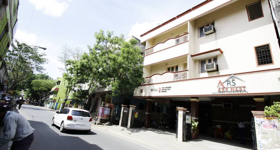 ARS Service Apartment-Vadapalani, Chennai 1